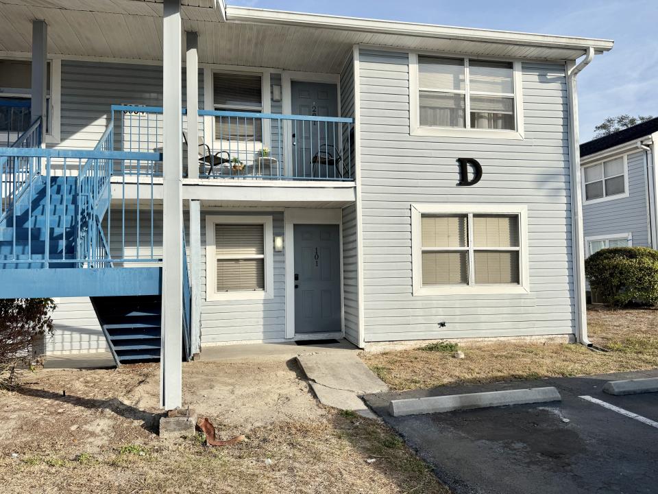 5054 Terrace Club Lane, #101, Tampa, Floride 33617, États-Unis