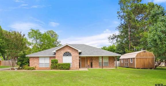 514 Juanita, Chandler, Texas 75758, USA
