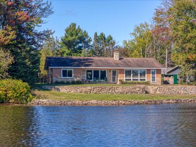 1084 Vlach Rd., Eagle River, Wisconsin 54521, USA