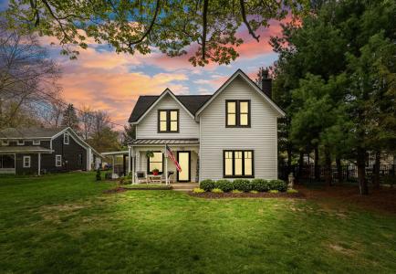 156 S Union Street, Douglas, Michigan 49406, USA