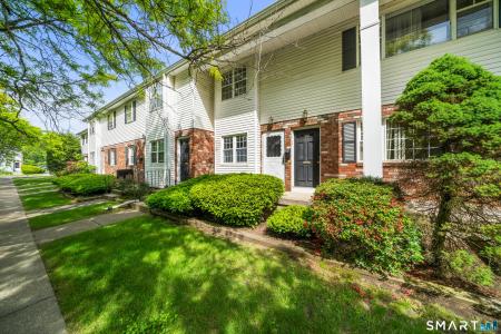 F9 Bradley Circle F9, Enfield, Connecticut 06082, Estados Unidos