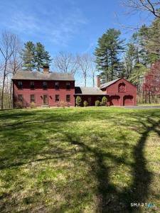 102 Drown Road, Pomfret, Connecticut 06259, USA