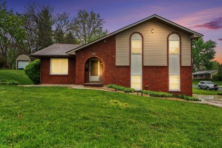 2618 Greenland Street, Kalamazoo, Michigan 49009, USA