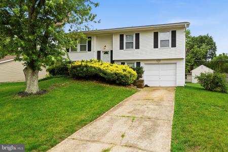 215 Compton Road, Waldorf, מרילנד 20602, ארצות הברית של אמריקה 