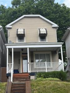 1326 Woodmont Ave, New Kensington, Pennsylvania 15068, USA