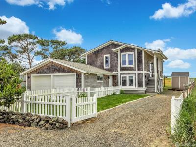 35305 & 35309 F Place, Ocean Park, Washington 98640, USA