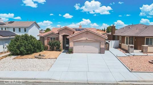 14357 Nicoles, Adelanto, California 92301, USA