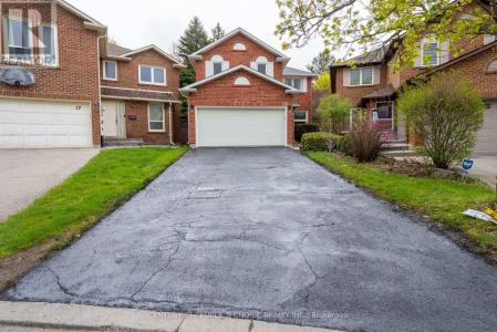 15 KILBARRY COURT, Richmond Hill (south Richvale), Ontario L4C 6M8, Canada