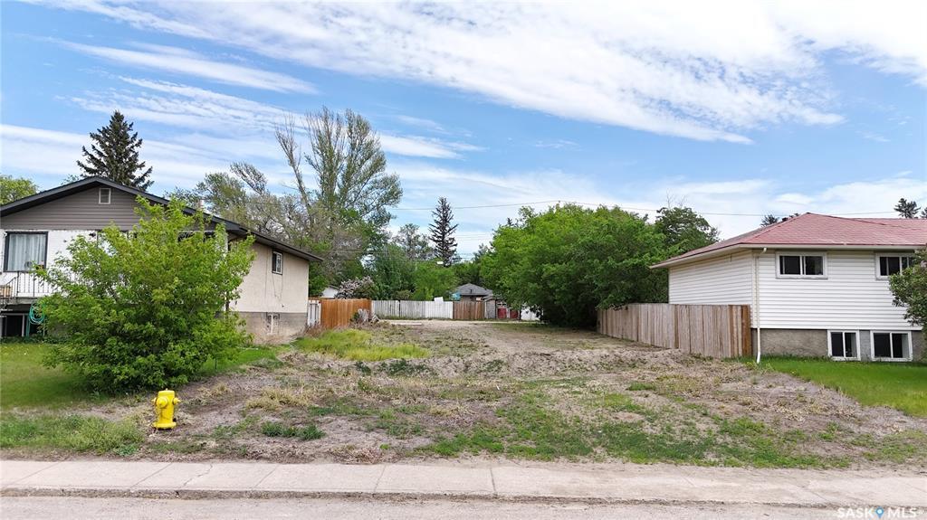 336 V AVENUE S, Saskatoon, Saskatchewan S7M 3E5, Canada