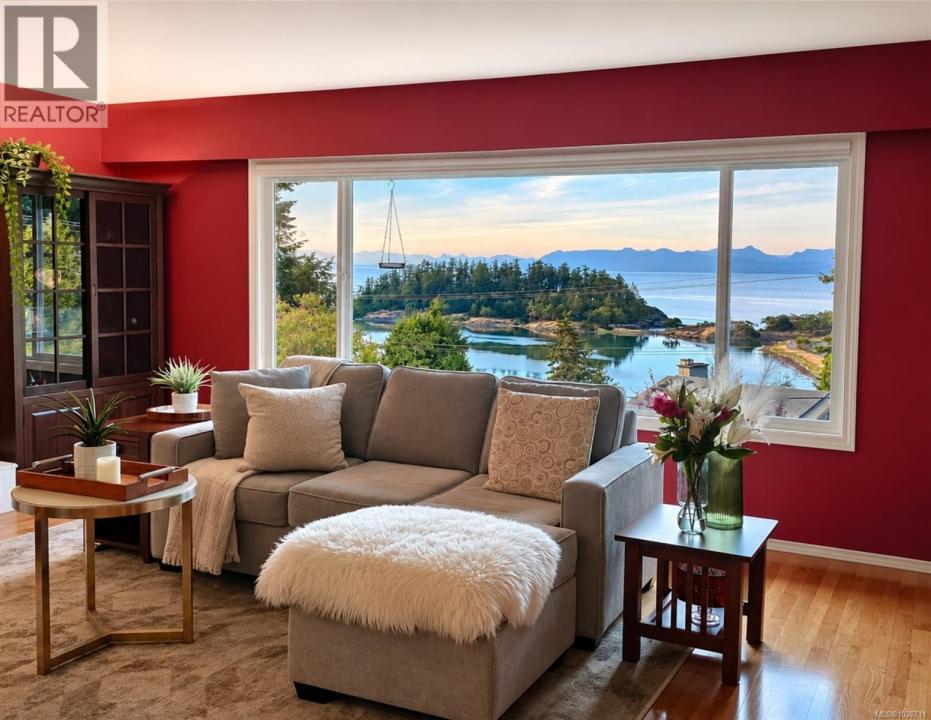 3583 HAMMOND BAY ROAD, Nanaimo, Британская Колумбия V9T 1E8, Канада