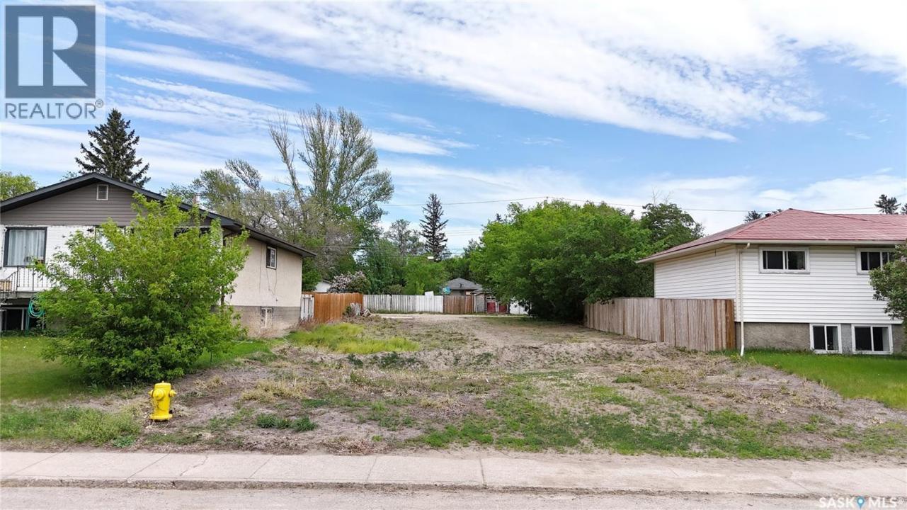 336 V AVENUE S, Saskatoon, Saskatchewan S7M 3E5, Canada
