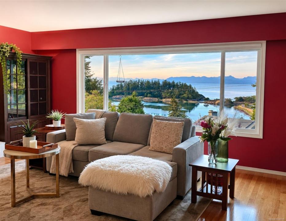 3583 HAMMOND BAY RD, Nanaimo, Британская Колумбия V9T 1E8, Канада