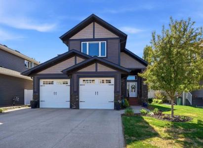 22 VIENNA CLOSE, Red Deer, Alberta T4R 0P1, Canadá