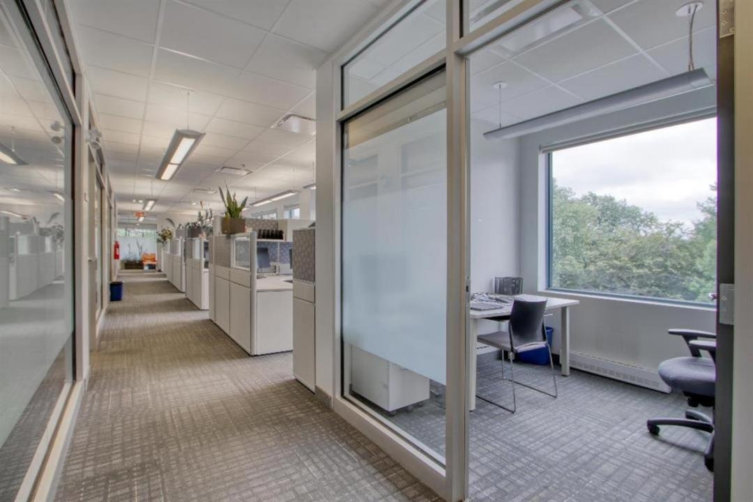 3177 Rue St-Jacques, Montréal (Le Sud-Ouest), Québec H4C 1G7, Canada