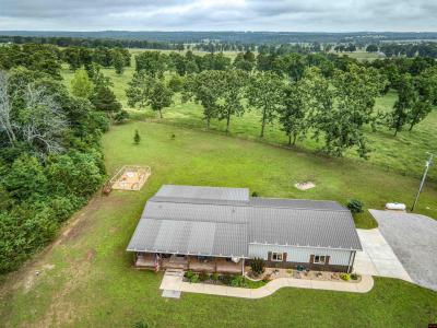 218 CR 712, Gassville, Arkansas 72635, USA