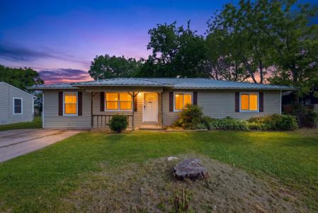 2613 Horne Cir, Caddo, Texas 75135, USA
