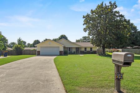 20 Forest Drive, Cabot, Arkansas 72023, USA