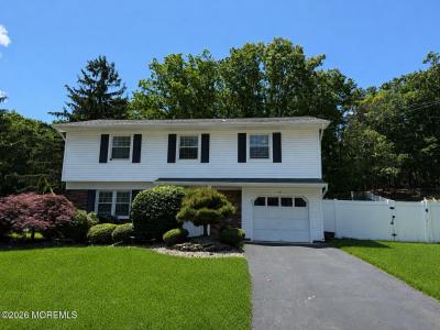 58 Newbury Road, Howell, Нью-Джерси 07731, Соединенные Штаты