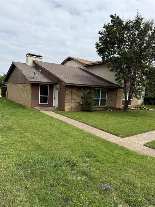 1402 S Carrier Parkway , 110, Grand Prairie, Texas 75051