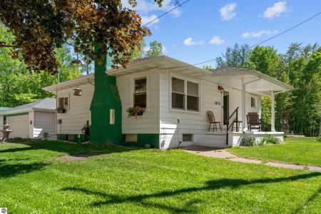 2670 Plainfield Road, Hale, Michigan 48739, USA