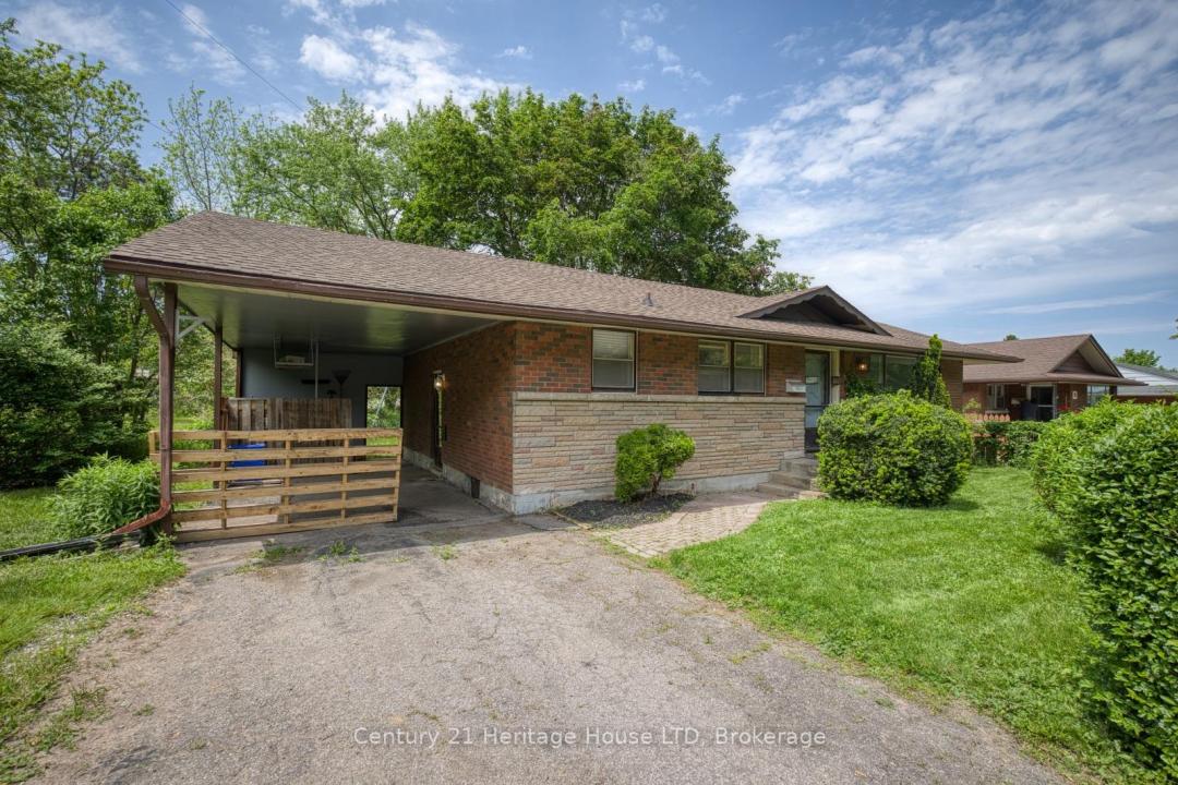 101 BUNTING ROAD, St. Catharines, أونتاريو L2P 3G8, كندا