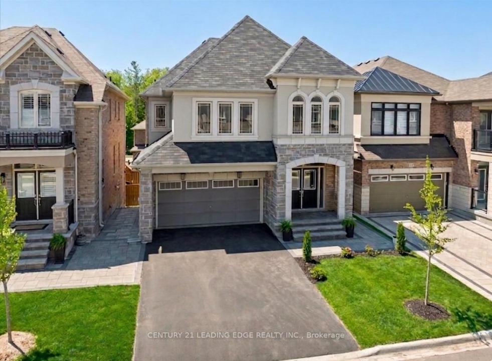 115 BEN SINCLAIR AVENUE, East Gwillimbury, Ontario L9N 0S3, Canadá