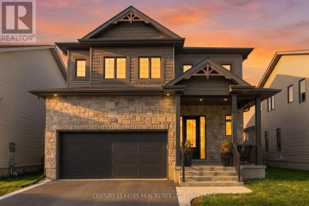 811 RIVERVIEW WAY, Kingston (kingston East (incl Barret Crt)), Ontario K7K 0J3, Canada