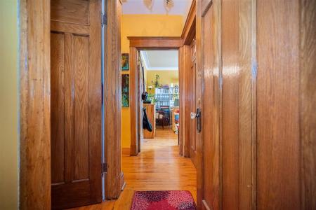 7461-7463 Av. d'Outremont, Montréal (Villeray/Saint-Michel/Parc-Extension), كيبيك H3N 2L7, كندا