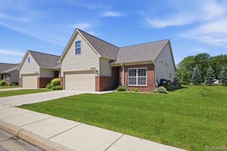 24066 Hemlock Drive, Woodhaven, Michigan 48134, HOA KỲ