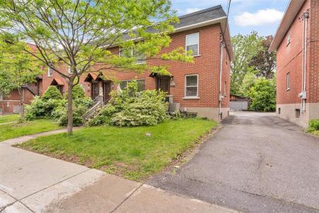 5411  Av. King-Edward, Montréal (Côte-des-Neiges/Notre-Dame-de-Grâce), 퀘벡주 H4V 2J9, 캐나다