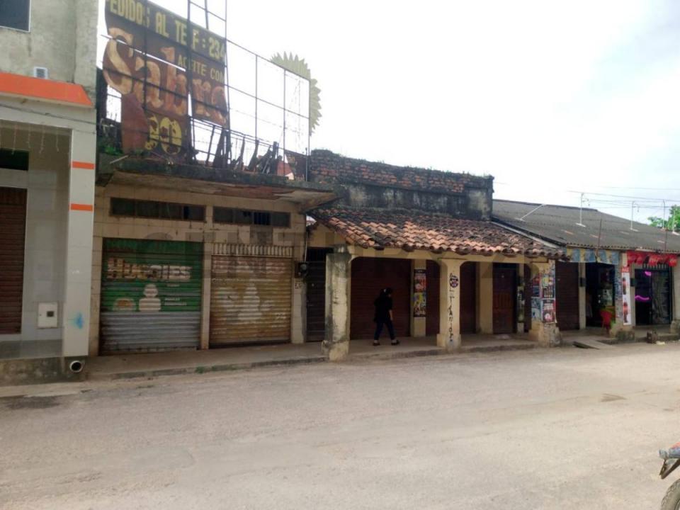 c/ isiboro , Cercado, Beni 00001, Bolívia