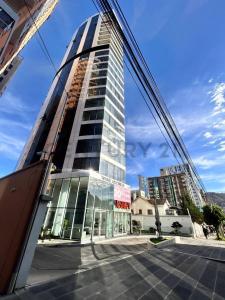 TORRE AMETRINO ENTRE 11 Y 12 DE CALACOTO AV. BALLIVIAN 526, Calacoto, La Paz 000, Bolivie