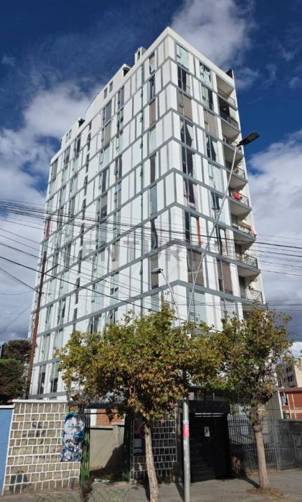 Av. Busch Edif. Tennis Court entre Honduras y Haiti 1059, Miraflores, La Paz 0000, Bolivien