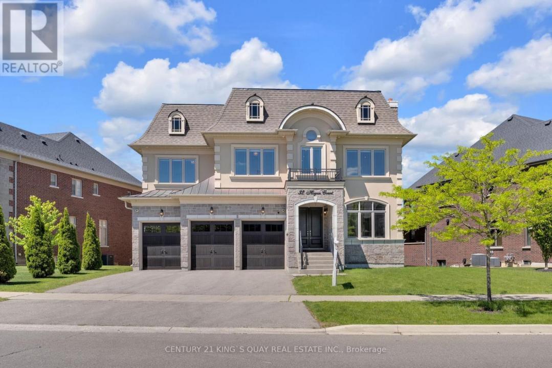 32 HOGAN COURT, King (king City), Ontario L7B 0M1, Canada