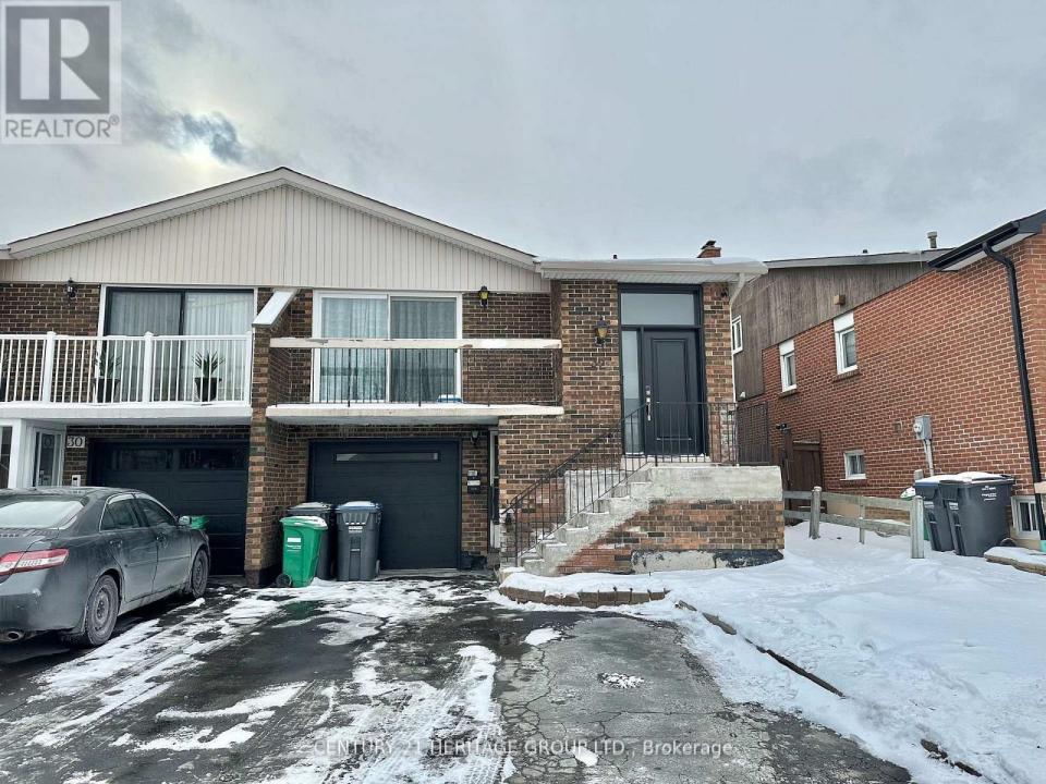 32 HISTON CRESCENT, Brampton (madoc), Ontario L6V 3R1, Canada