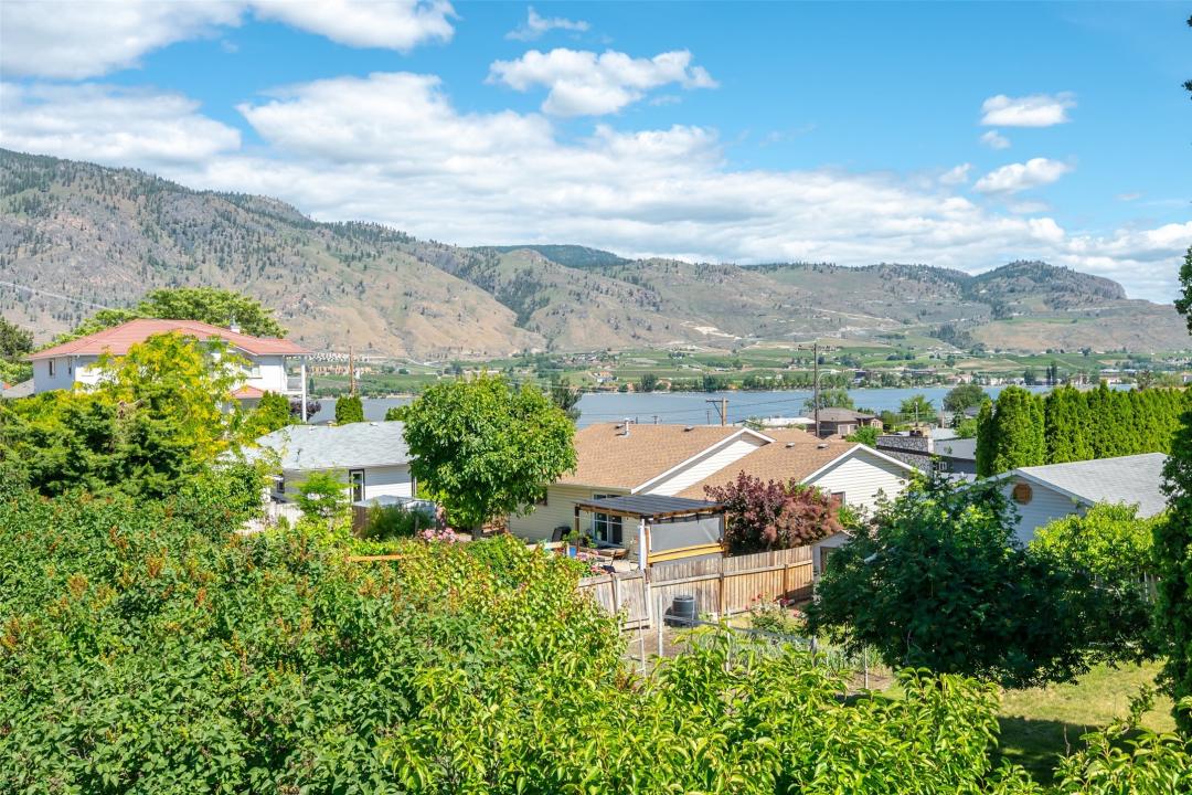 8405 87TH STREET, Osoyoos, كولومبيا البريطانية V0H 1V2, كندا