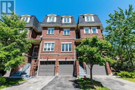 435 HENSALL CIRCLE, Mississauga (cooksville), Ontario L5A 4P1, Canada