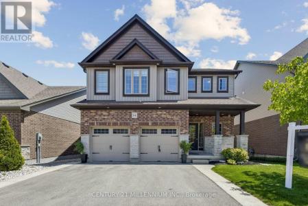 14 STROME LANE, Centre Wellington (fergus), Ontario N1M 1Z5, Canada