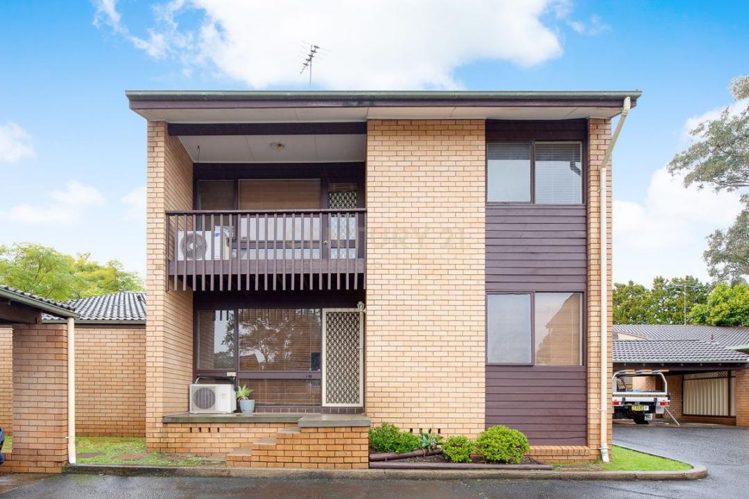 10/2 Whipbird Avenue, Ingleburn, NSW 2565, Australie
