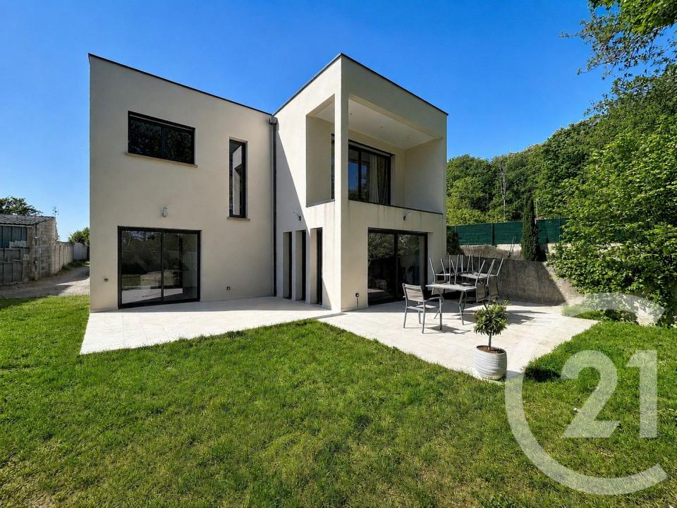 Linas, Île-de-France 91310, France