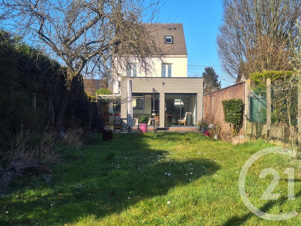 Claye Souilly, Île-de-France 77410, Pháp