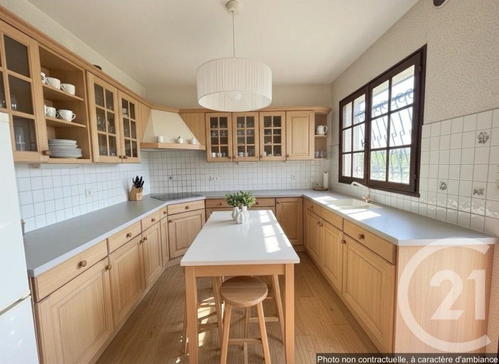 Noaillan, Aquitaine 33730, France