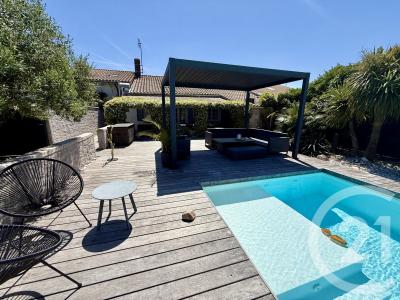 Medis, Poitou-Charentes 17600, France