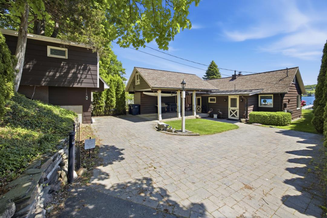 5379 E. Bluff Drive, Penn Yan, New York 14527, Amerika Birleşik Devletleri