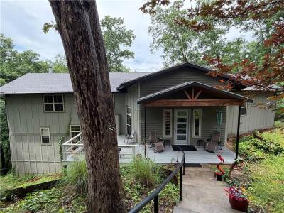 330 CR 102, Eureka Springs, Arkansas 72632, USA