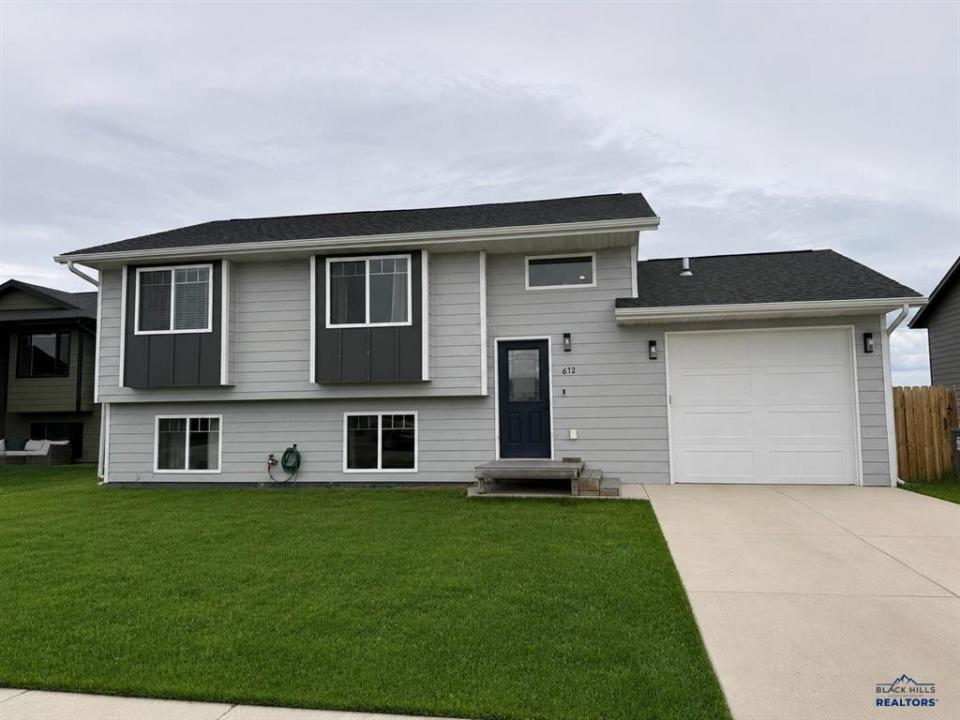 672 Valor Court, Box Elder, 南达科他州 57719, 美国
