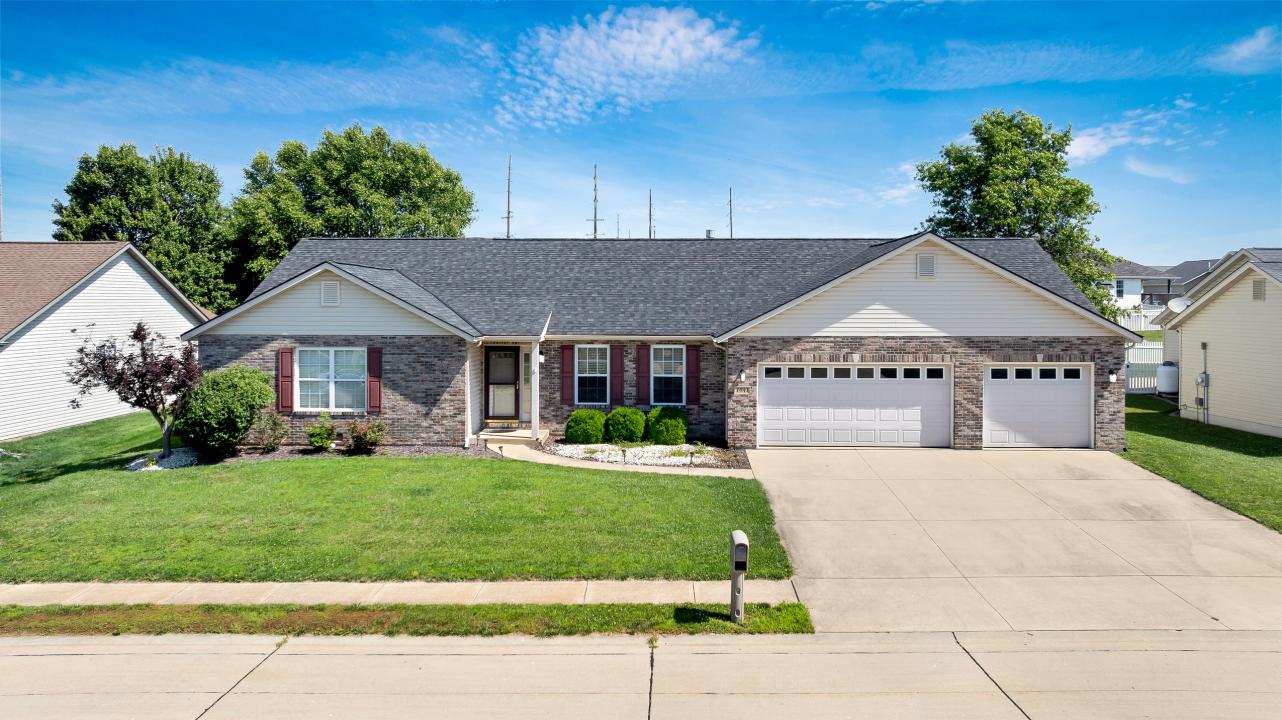1041 West Fallen Lake Drive, Waterloo, إلينوي 62298, الولايات المتحدة