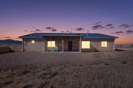 106 High Meadow Loop, Edgewood, NM 87015, USA