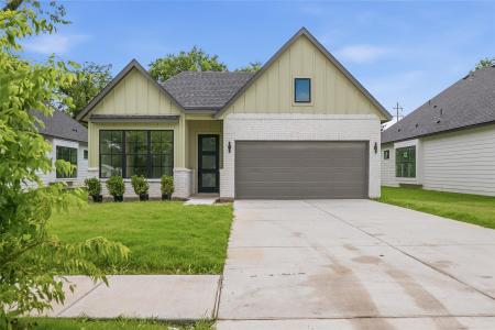 305 e locust st, leonard, Texas 75452, USA