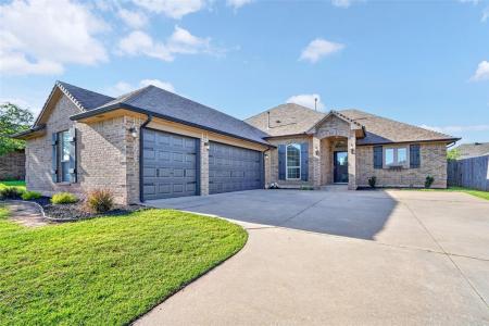 2824 NW 168th Street, Edmond, Oklahoma 73012, USA